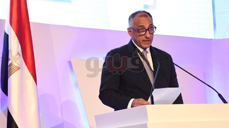 طارق عامر محافظ البنك