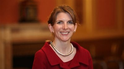 السفيرة البريطانية باليمن تهدد الحوثيين باللجوء للأمم المتحدة