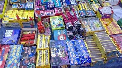 ضبط كميات كبيرة من الألعاب النارية في حملة أمنية بالغربية