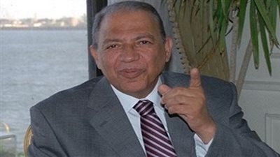 جولة لمحافظ أسيوط لمتابعة النظافة ورفع المخلفات من الشوارع