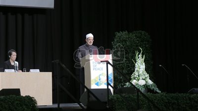 شيخ الأزهر في كلمته بمؤتمر السلام العالمي بألمانيا: جمعيات حقوق الإنسان في واد وصراخ الأطفال في واد آخر.. ما يحدث لمسلمي الروهينجا أحدث فصول المسـرحيات العبثية.. والمجتمع الدولي عجز عن إنقاذهم