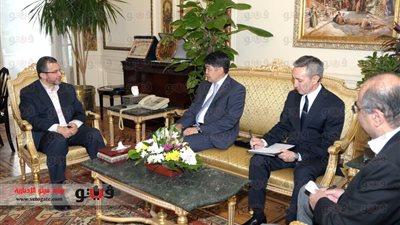 الحكومة تستكمل محادثات قرض 