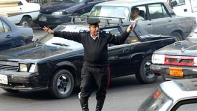 تكثيف الخدمات المرورية بالقاهرة والجيزة لمواجهة الشبورة المائية
