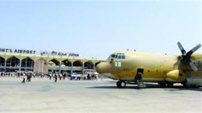 وصول طائرة عسكرية سعودية إلى عدن