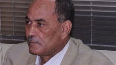 بالفيديو.. علاء الهراس يستمع إلى شكاوى أهالي العجوزة بعد صلاة العيد