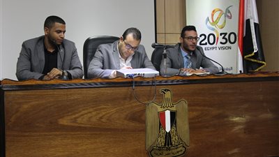 وزارة التخطيط تستقبل شباب جمعيتين (صور)