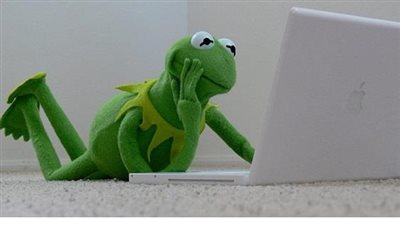 ساخرون.. إيموشن ماسك شبشب