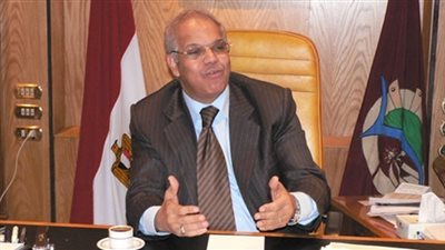 محافظ القاهرة: تجربة جديدة 