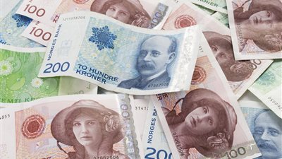 كرونة النرويج تهبط لأدنى مستوى في 13 عاما أمام الدولار