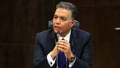 «المترو» يصرف منحة المدارس بمقدار ٧٠٠ جنيه لكل عامل