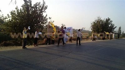 بالصور.. سلسلة بشرية لأعضاء الإرهابية في كفر منصور بالمنوفية