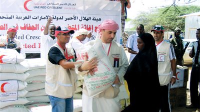 حملة إغاثة من الهلال الأحمر الإماراتي للنازحين السوريين بلبنان