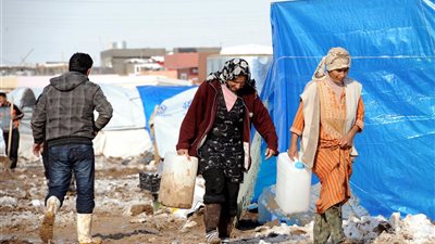 الغذاء العالمى والهلال الأحمر التركى يضاعفان المساعدات للسوريين فى تركيا