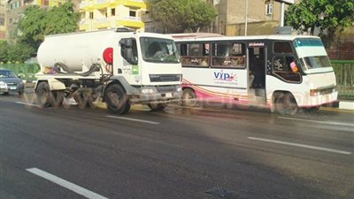 بالصور .. منع وقوف السيارات بمحيط «جامعة القاهرة» قبل زيارة «السيسي»