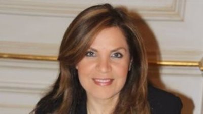 آيات عرابي تهاجم حلا شيحة: مجرد ممثلة وسبب انحراف المجتمع