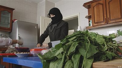 «الزواج» سلاح اللاجئات السوريات للبقاء في مصر