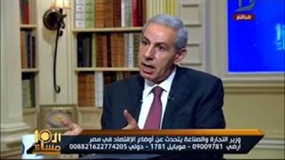 وزير الصناعة: لن نسمح بدخول سلع بطريقة عشوائية