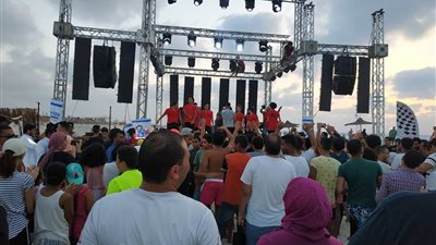 فريق «شارع ٣» يشعل سباق السيارة «الأروع» في الساحل الشمالي (فيديو)