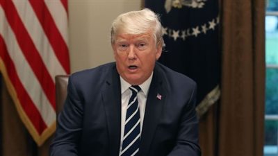 ترامب يشدد العقوبات على تركيا.. والليرة تتهاوى