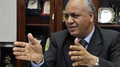 بكرى يطالب الشعب بالتظاهر في 25 يناير لترشح السيسي للرئاسة