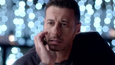 أحمد صلاح السعدني يسخر من شائعة وفاة والده: «هبل في الجبل»