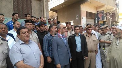 بالصور.. المئات يشيعون جثمان شهيد سيناء بمسقط رأسه في القليوبية