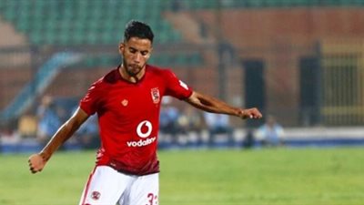 تدريبات خاصة لناصر ماهر في مران الأهلي