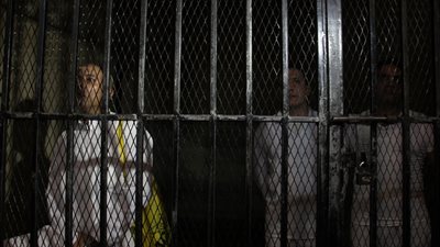 محافظ المنوفية المتهم بالرشوة يصر على إنكار التهم