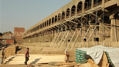 بالفيديو.. «سوق الخميس الجديد بالمسلة».. نقل باعة رمسيس والعتبة إليه.. عبد الواحد: «الأوقاف» تتولى إنشاءه.. يشمل 1600 باكية.. التكلفة الإجمالية له 50 مليون جنيه.. ومحافظ القاهرة يط