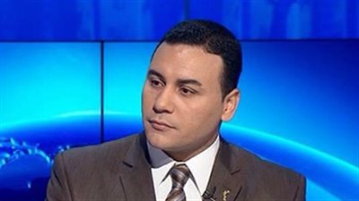 أحمد مهران مدير «القاهرة للدراسات القانونية»: تجار مخدرات يمتلكون صيدليات بما لا يخالف القانون