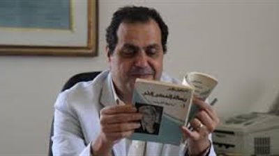 تباين آراء المثقفين حول ترجمة الأعمال العبرية إلى عربية.. «حجازي»: لا تطبيع في الثقافة.. من تعلم لغة قوم اتقى شرهم.. «سكينة فؤاد»: كارثة أدبية.. مغيث: يجب ترجمة الكتب المتوافقة مع 