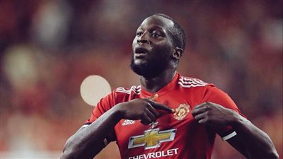 «لوكاكو» يقود هجوم اليونايتد أمام بازل بدوري الأبطال