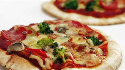 طريقة تحضير بيتزا الخبز اللبناني من الشيف راشيل