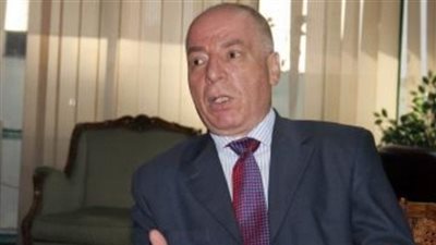 «النمنم» ينعي وفاة شقيقة وزير الثقافة السابق في حادث منى