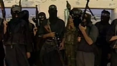 تحذيرات من عودة «القاعدة» بشراسة في ذكرى تأسيسه الـ 30 (فيديو)