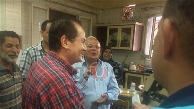 بالصور.. محافظ بورسعيد يزور جمعية تحسين الصحة