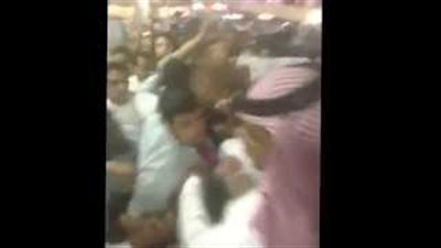 بالفيديو.. أي فون 6 يتسبب في أزمة مرورية بالسعودية