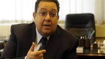 أستاذ اقتصاد: الحد الأدنى للأجور «تدبيسة» للحكومة القادمة