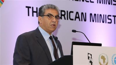 وزير البيئة يشارك باجتماع تغير المناخ في كندا