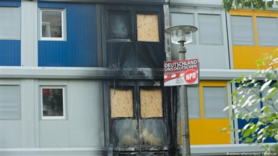 اللاجئون في ألمانيا.. هجمات أقل مع استمرار «التحريض»