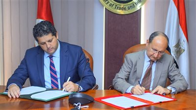 مصر وتونس تتفقان على إحداث طفرة في معدلات التجارة البينية والاستثمارات