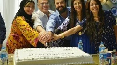 أبطال «عائلة الحاج نعمان» بين القناطر وستديو العزبة