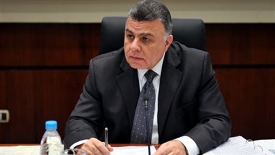 وزير الاستثمار يدعو عمال مصر للمشاركة في الاستفتاء على الدستور