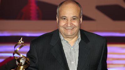 وحيد حامد يشبه الإخوان بـ«الطحالب»