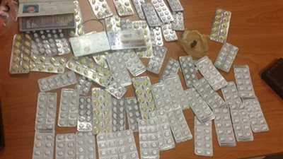 سقوط عاطل بحوزته 200 قرص مخدر في حلوان