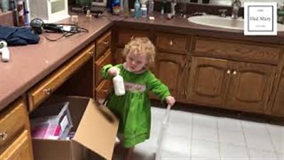 بالفيديو.. امرأة ترصد سبب حرمان الأمهات من الراحة