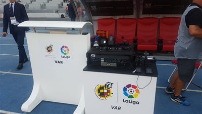 جاهزية تقنية الفيديو بملعب «ابن بطوطة» قبل السوبر الإسباني (صورة)