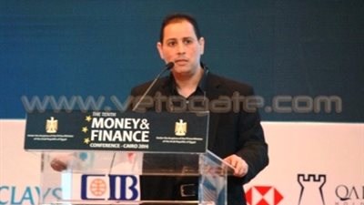 بالصور..«عمران»: تفعيل التداول على السندات من أولويات «البورصة»