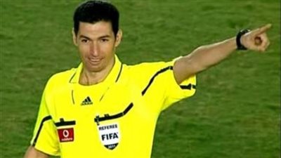 الـ«فيفا» يرشح «جريشة» مع 12 حكمًا أفريقيًا لمونديال 2018