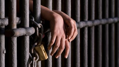 الحبس 3 سنوات لإندونيسية بتهمة السرقة